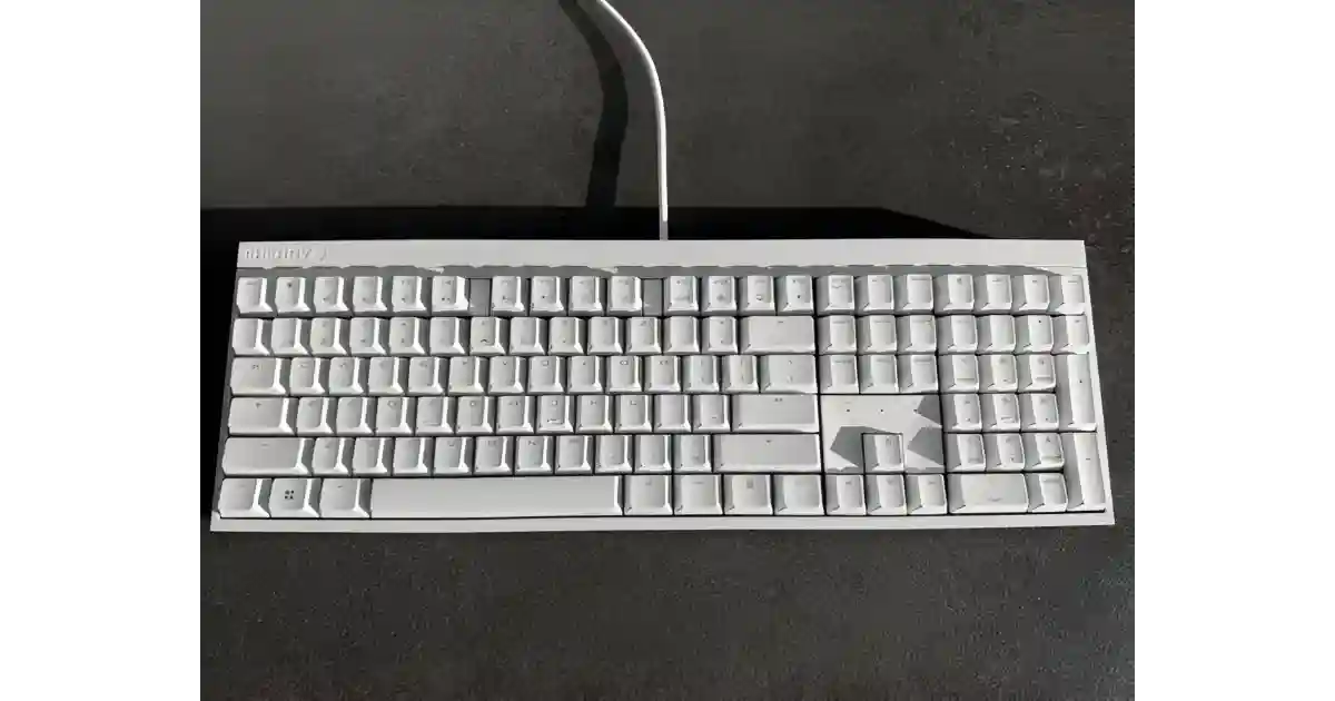 Surmen V300 Wired Gaming Keyboard: The Ultimate Gaming Companion